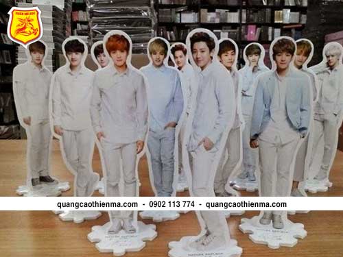 Standee quảng cáo, standee hình người